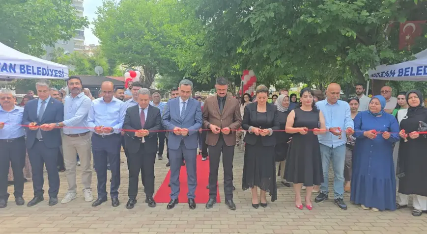 Kozan Halk Eğitimi Merkezinin yıl sonu sergisi açıldı